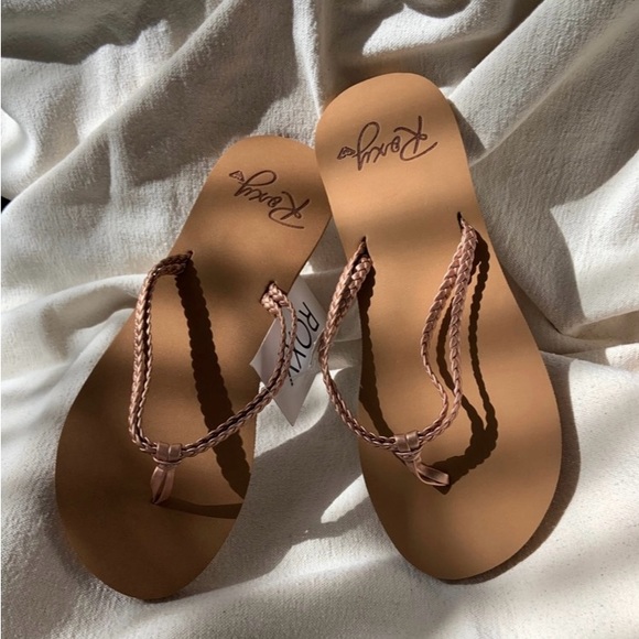 Roxy Costas * NWT * flip flops/sandals Rose Gold - Picture 5 of 6
